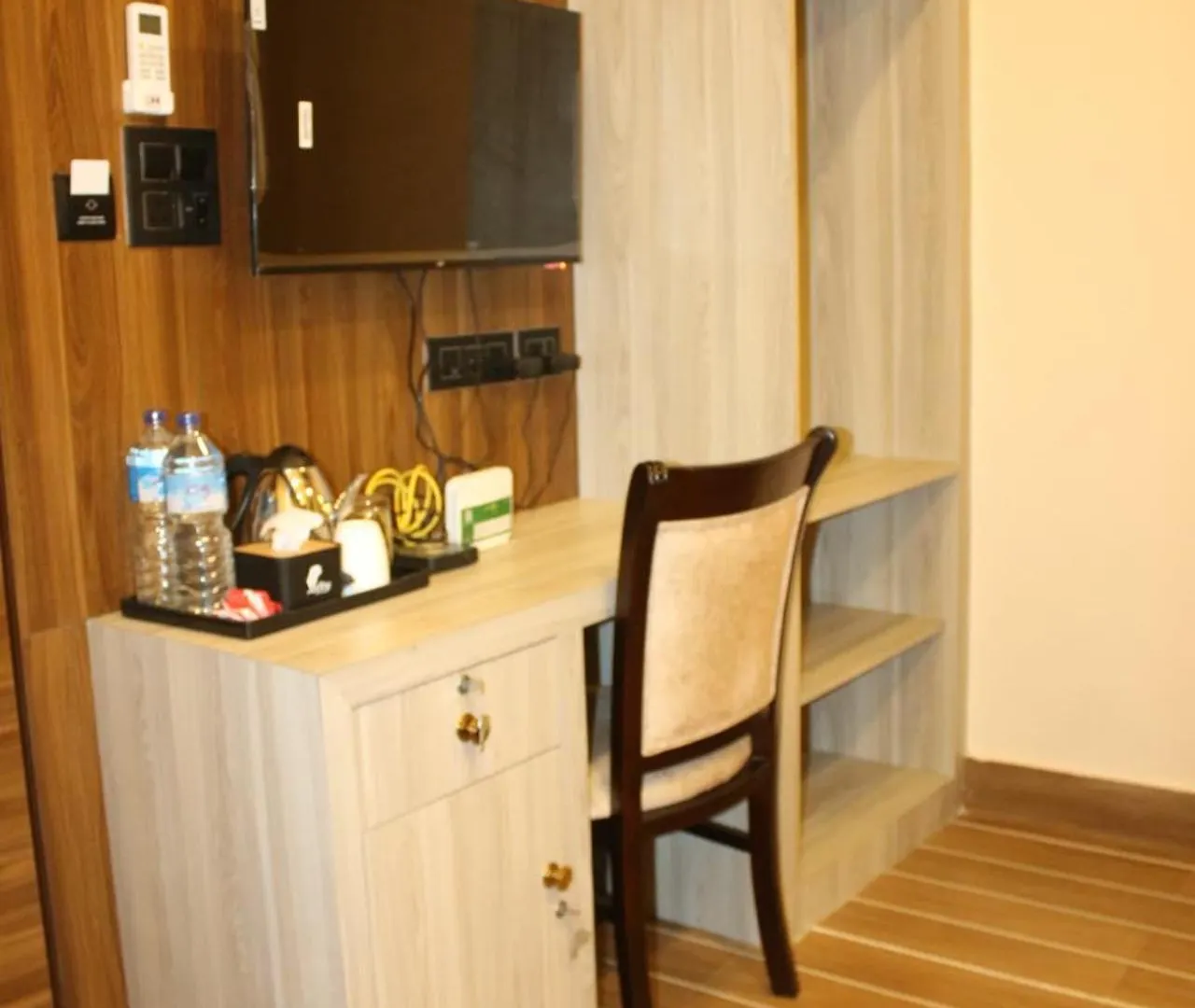 Sinamangal Airport Hotel Kathmandu 0*,  Nepal